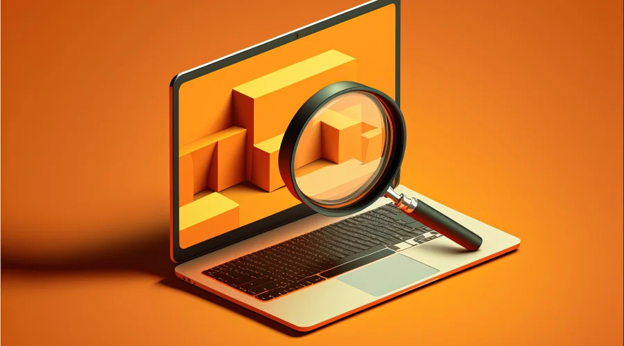 Laptop og forstørrelsesglass for å illustrere søkemotoroptimalisering og core web vitals